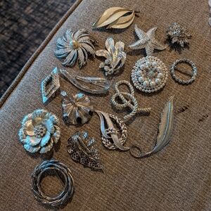 Elegant Silver Women  Brooch Jewelry Collection